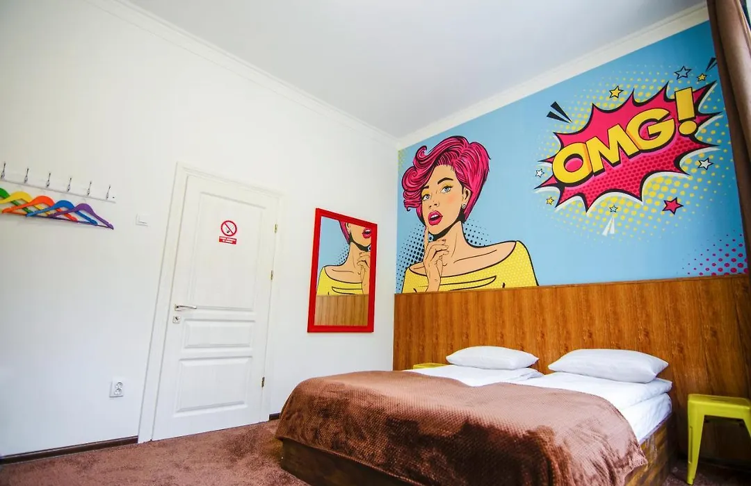 Pop Art Hostel-1